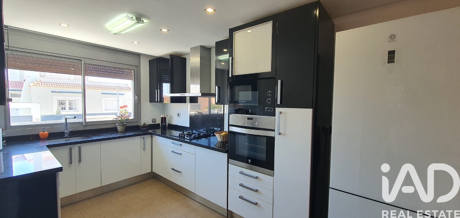 Townhouse in Almeria, Spain 5 bedrooms, 337 sq.m. No. 172595