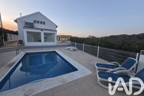 Hus i Calasparra, Murcia, Spanien 5 sovrum, 325 kvm. Nr. 172591