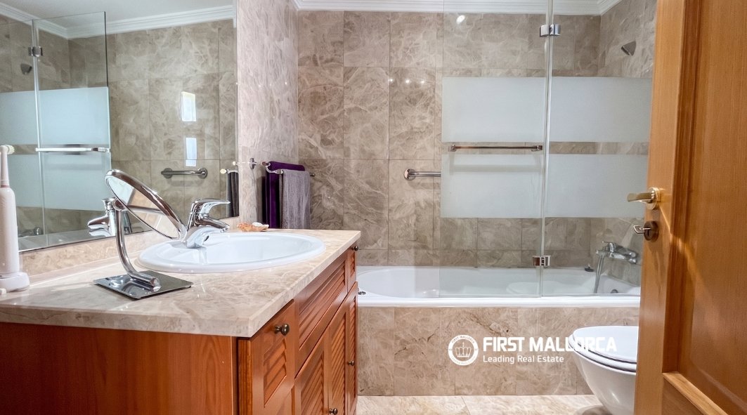Apartment in Palma de Majorca, Mallorca, Spain 3 bedrooms, 117 sq.m. No. 194098