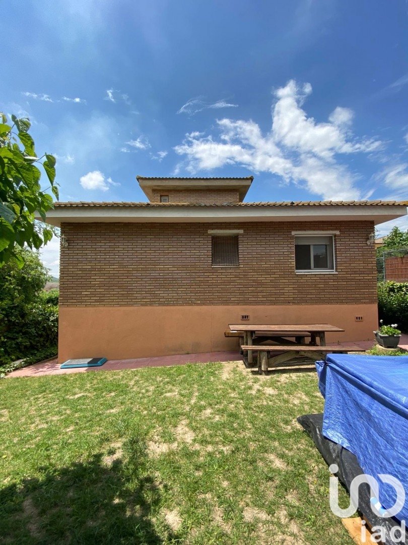 Māja Lleida, Spānijā 5 istabas, 295 m2 Nr. 153953
