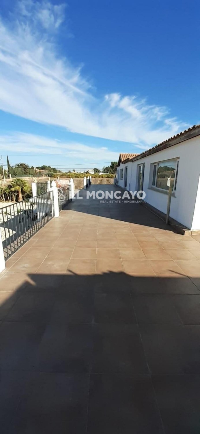 Villa a Alicante, Spagna 13 camere da letto, 799 mq. N° 149143