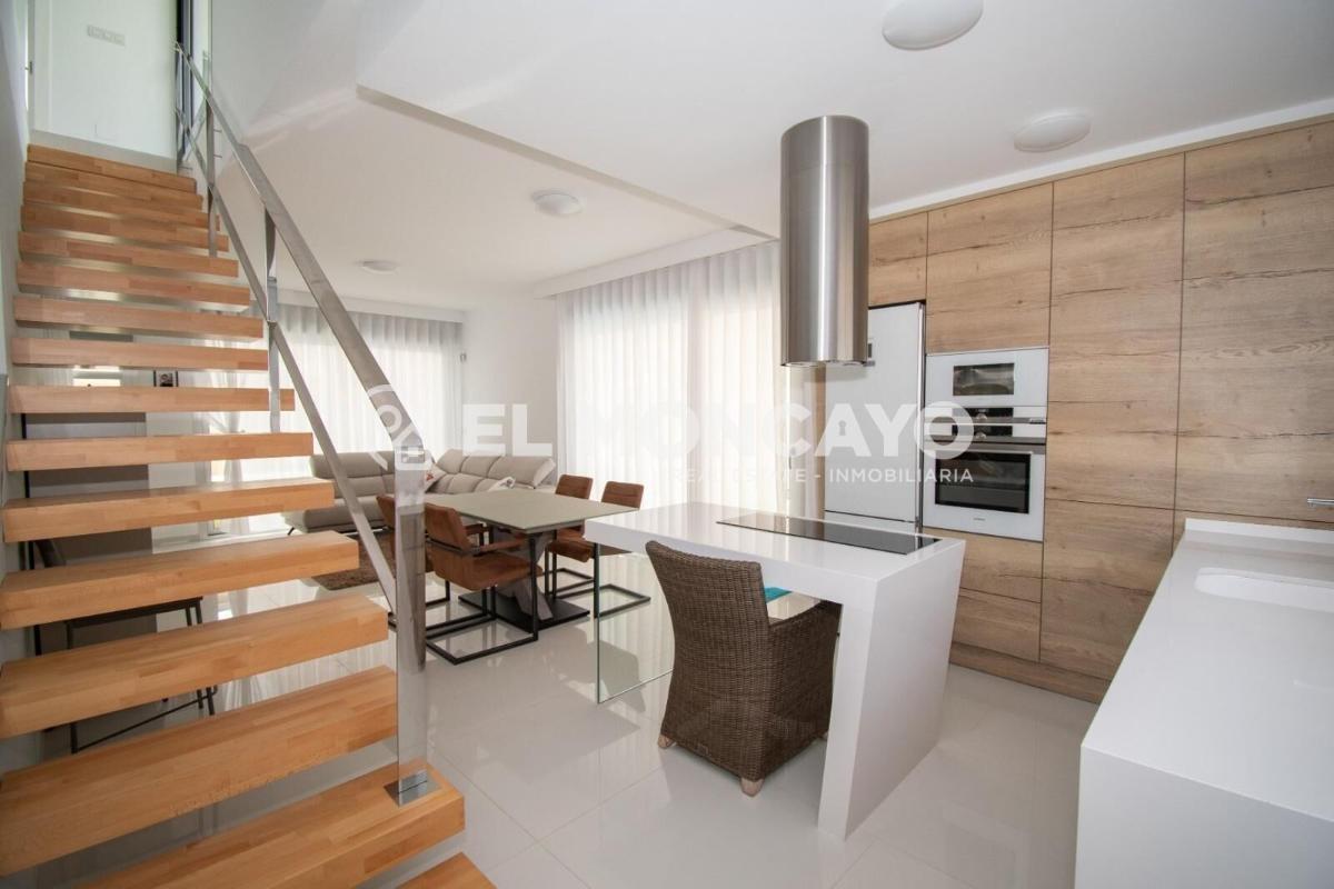 Villa en Alicante, España 3 dormitorios, 120 m2 No. 149144