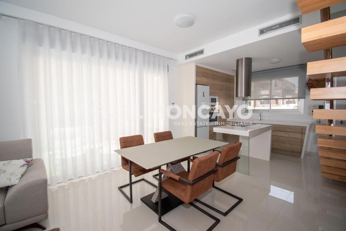Villa en Alicante, España 3 dormitorios, 120 m2 No. 149144