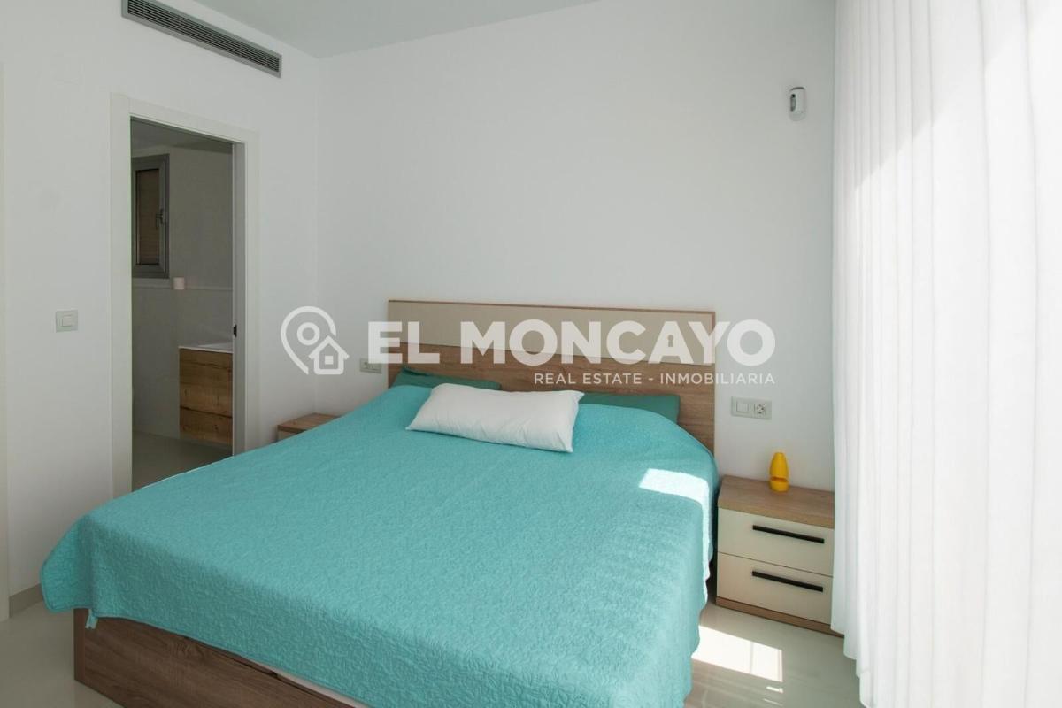 Villa en Alicante, España 3 dormitorios, 120 m2 No. 149144