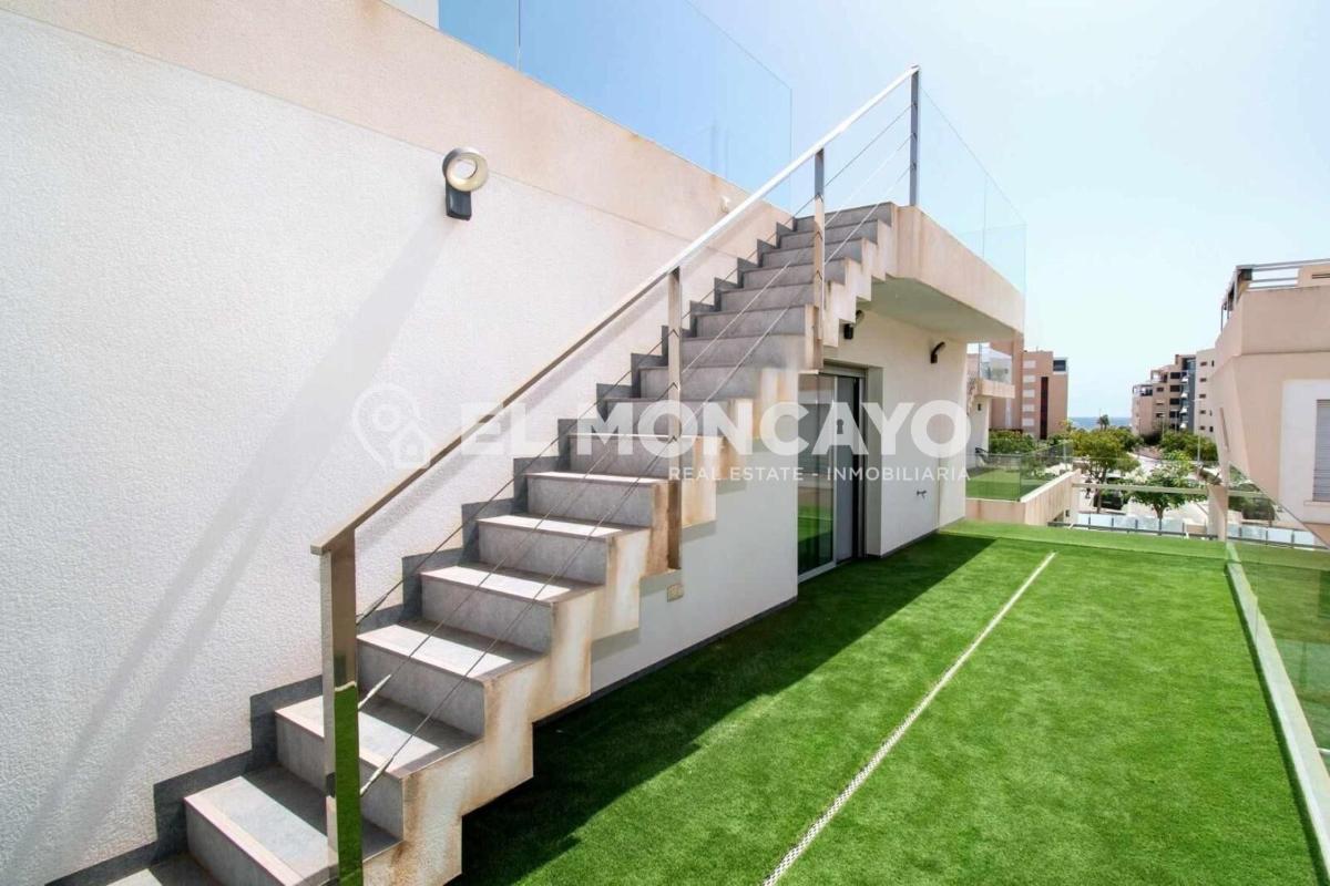 Villa en Alicante, España 3 dormitorios, 120 m2 No. 149144