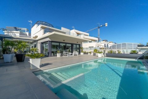 Huvila Alicante, Espanja 3 makuuhuonetta, 204 m2 No. 149140