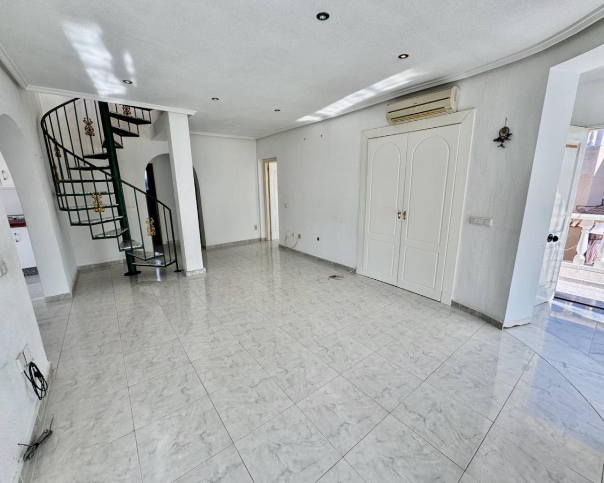 Villa à Ciudad Quesada, Alicante, Espagne 4 chambres, 160 m2 No. 149145
