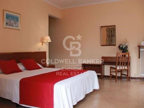 Hotel à Calella, Barcelona, Espagne 2000 m2 No. 179012