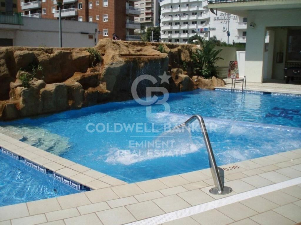 Hotel à Calella, Barcelona, Espagne 2000 m2 No. 179012
