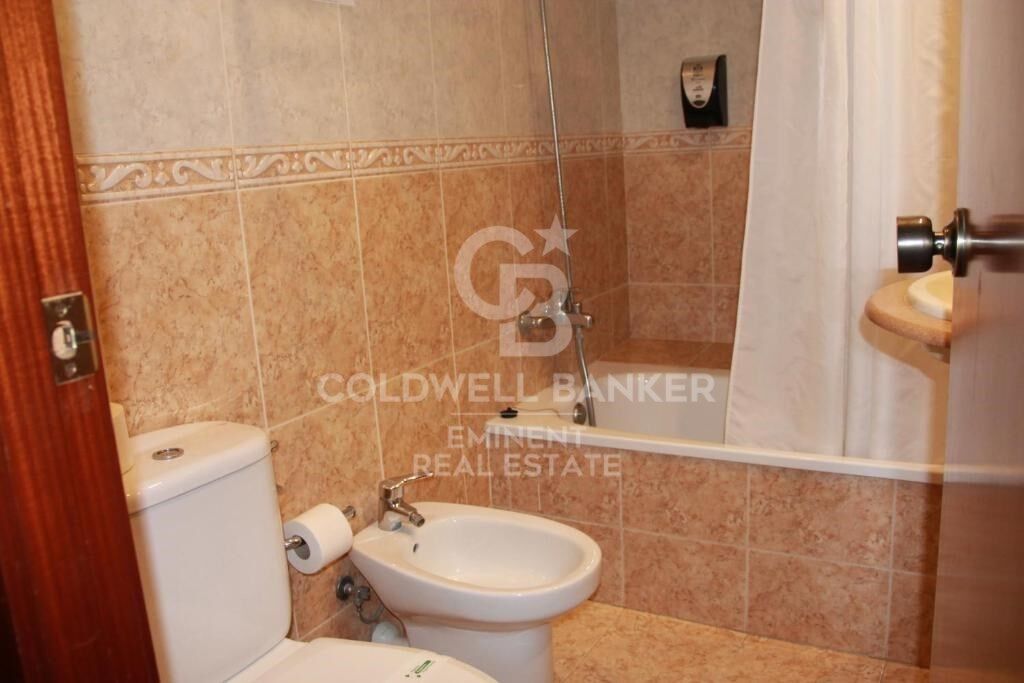 Hotel à Calella, Barcelona, Espagne 2000 m2 No. 179012