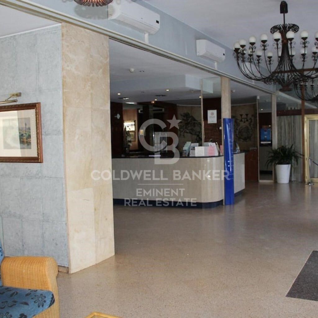 Hotel à Calella, Barcelona, Espagne 2000 m2 No. 179012