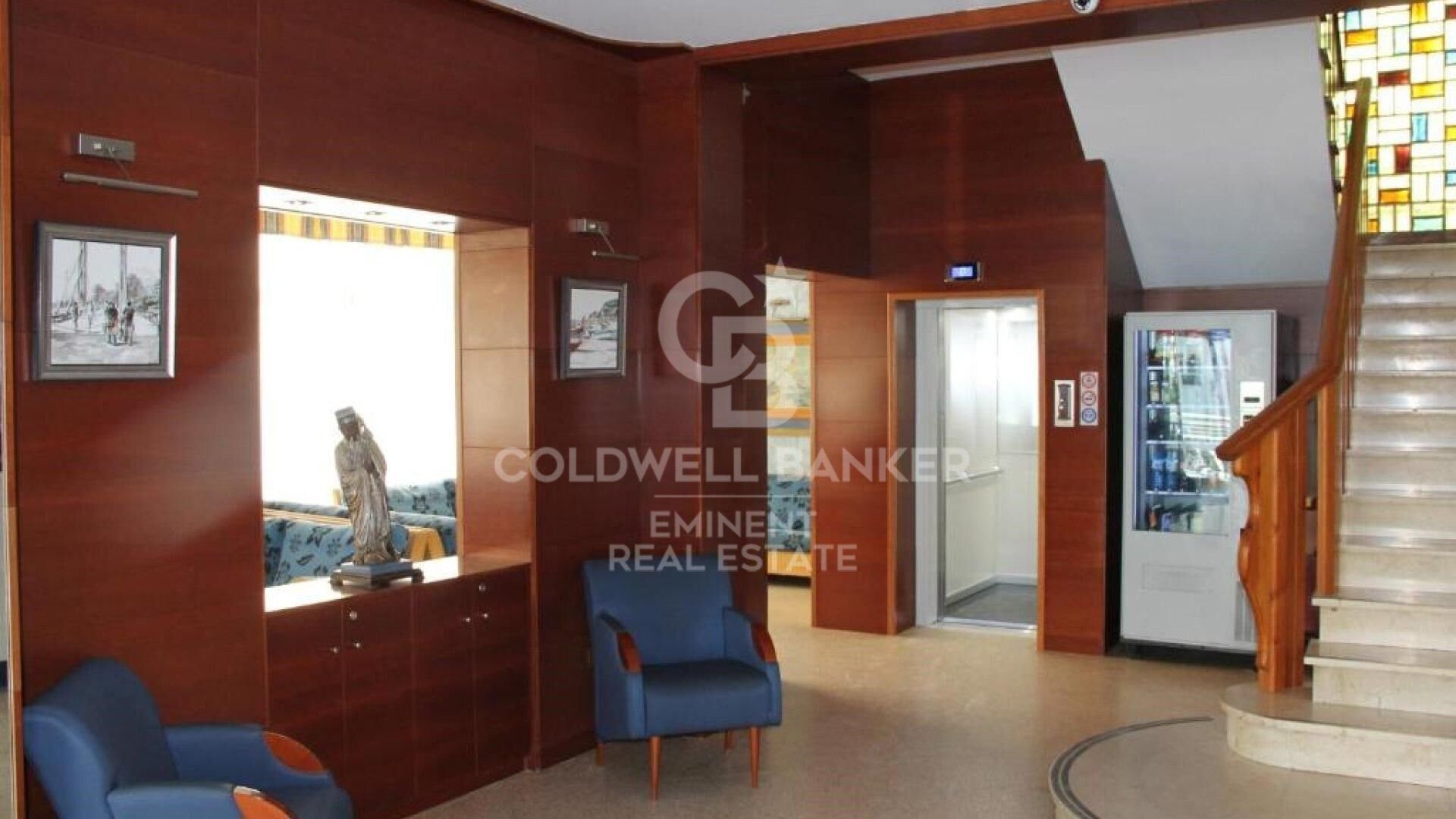 Hotel à Calella, Barcelona, Espagne 2000 m2 No. 179012