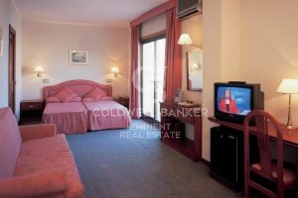 Hotel à Calella, Barcelona, Espagne 2000 m2 No. 179012