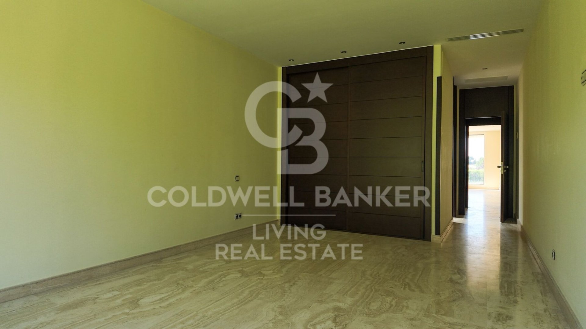 Talo Pozuelo de Alarcon, Madrid, Espanja 7 makuuhuonetta, 800 m2 No. 179008