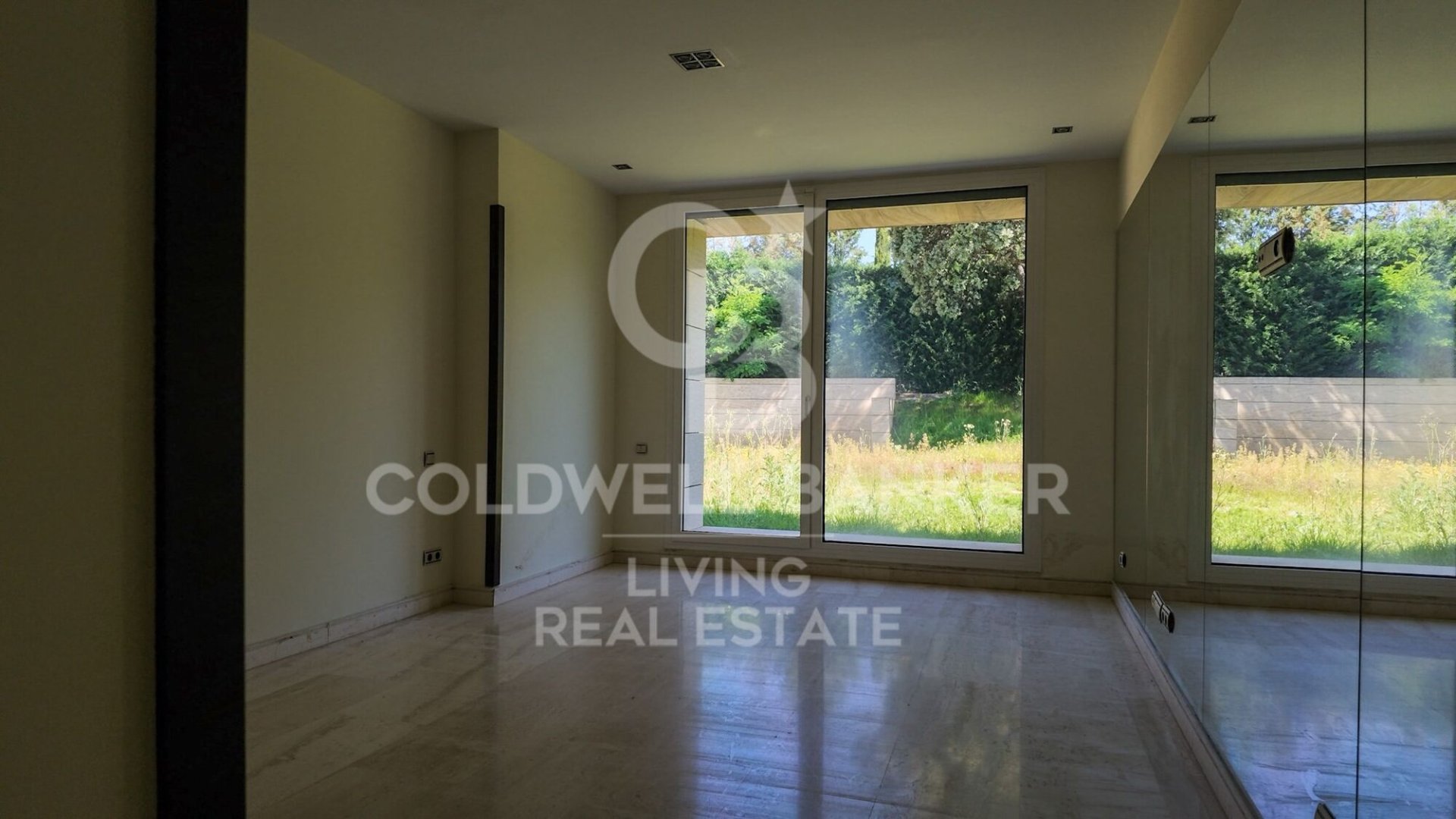 Talo Pozuelo de Alarcon, Madrid, Espanja 7 makuuhuonetta, 800 m2 No. 179008