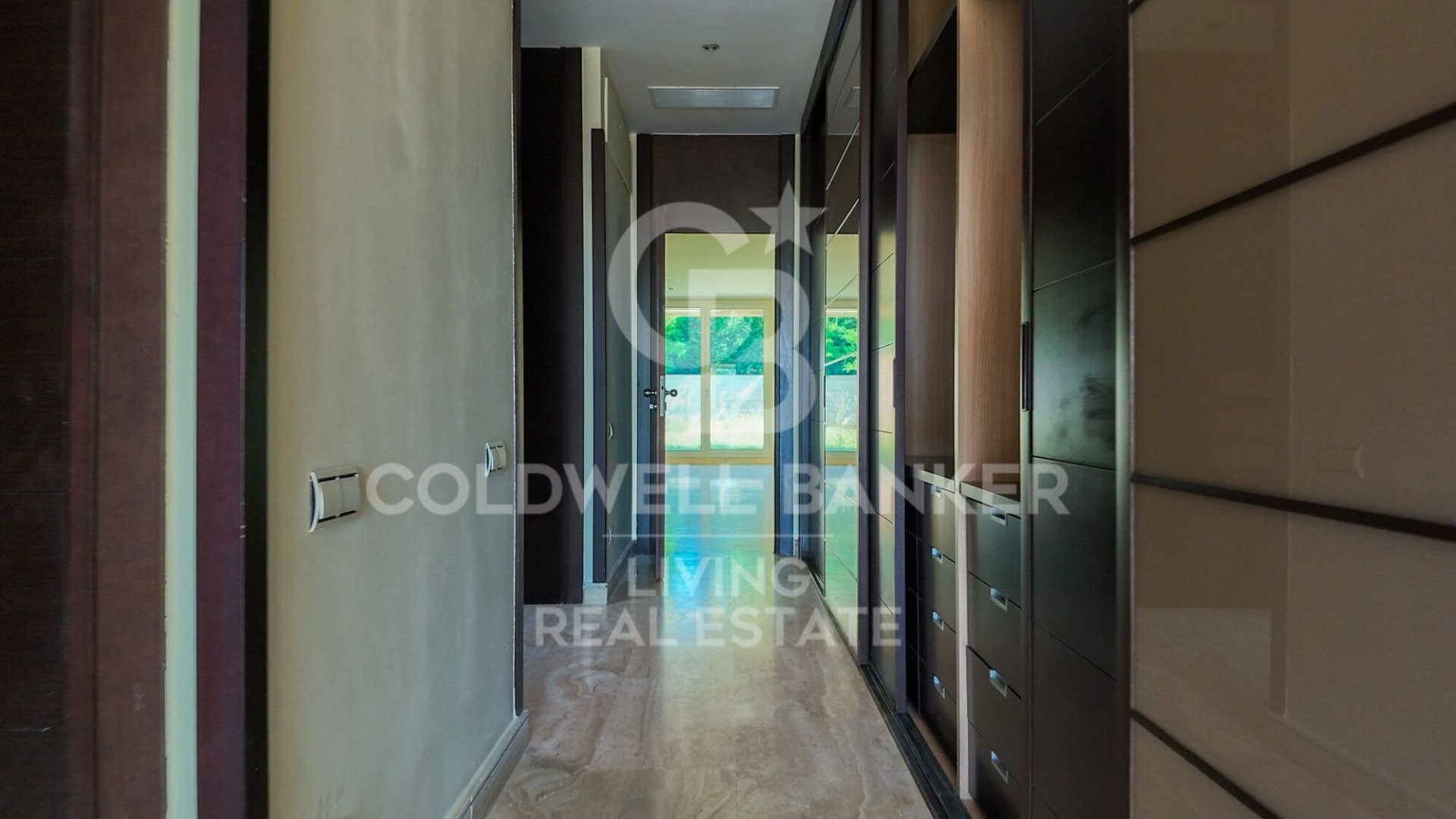 Talo Pozuelo de Alarcon, Madrid, Espanja 7 makuuhuonetta, 800 m2 No. 179008