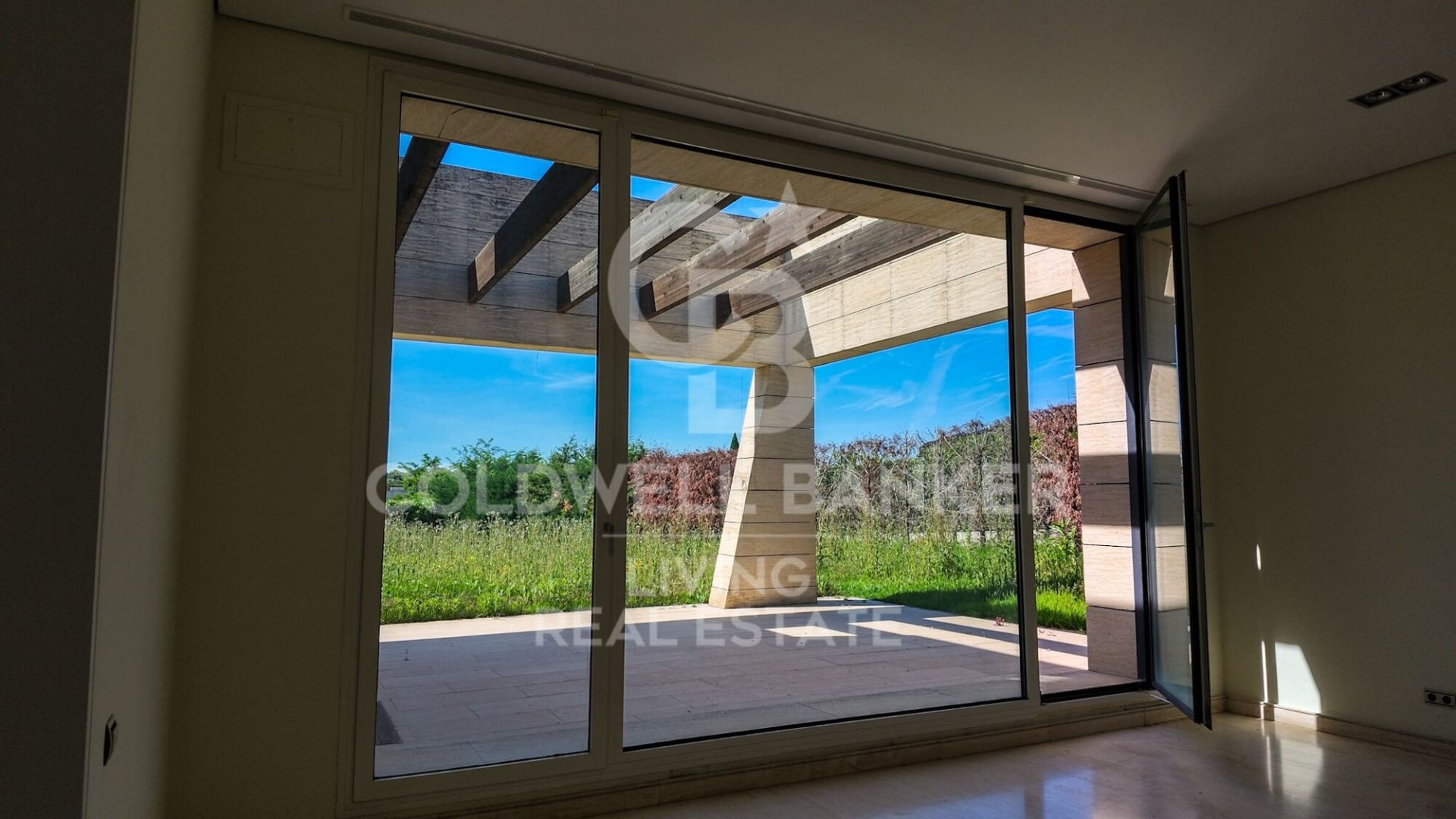 Talo Pozuelo de Alarcon, Madrid, Espanja 7 makuuhuonetta, 800 m2 No. 179008