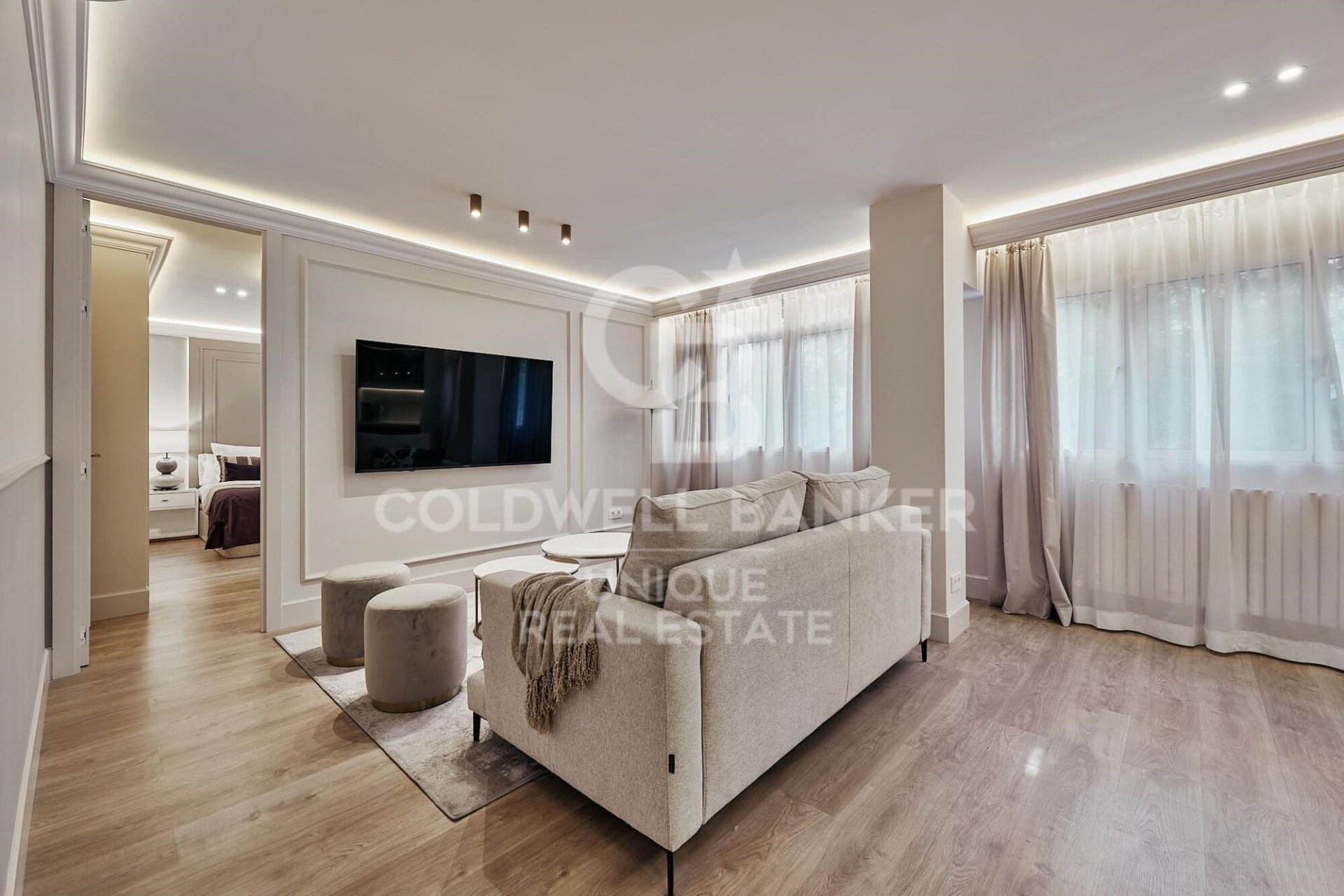 Apartment à Madrid, Espagne 3 chambres, 243 m2 No. 179006