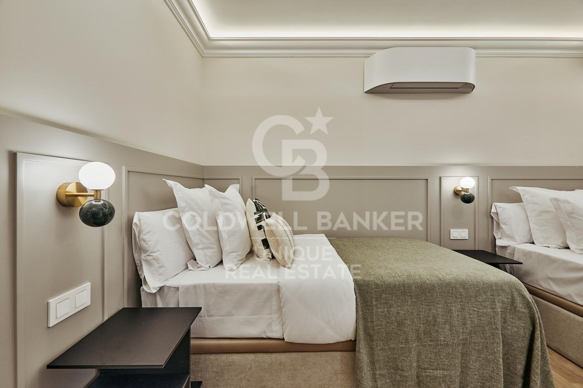 Apartment à Madrid, Espagne 3 chambres, 243 m2 No. 179006