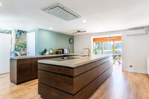 Willa w Las Rozas de Madrid, Madrid, Hiszpania 5 sypialni, 679 mkw. nr 147710