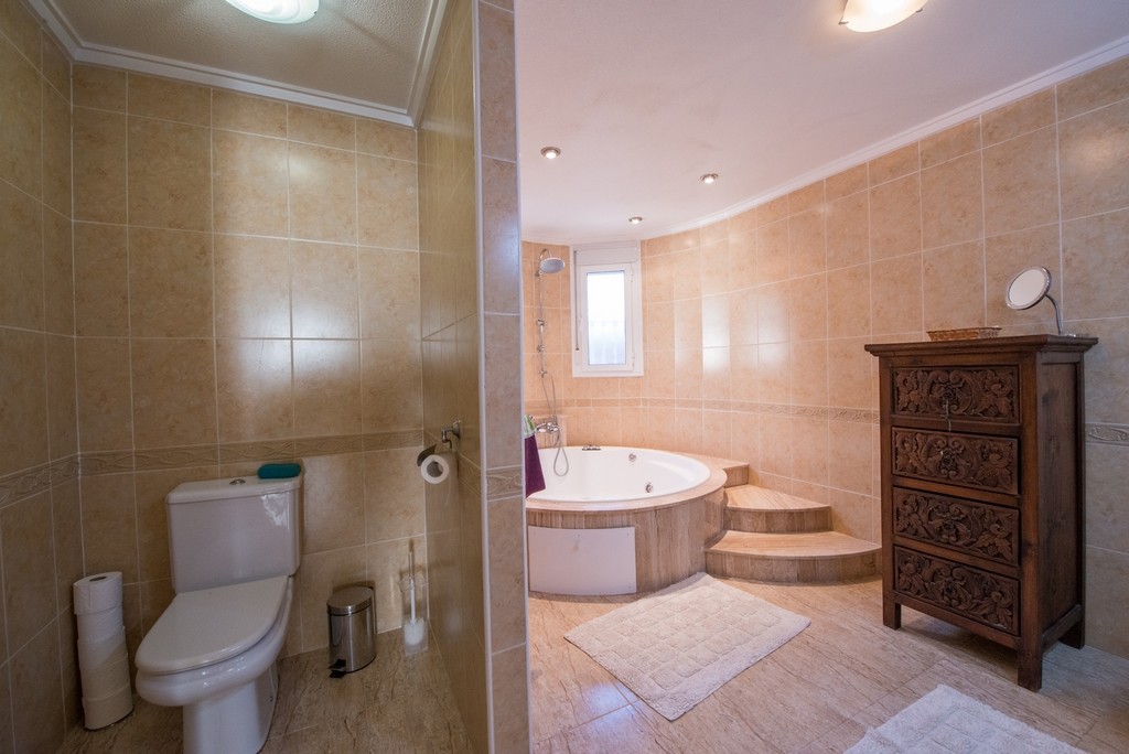 Вилла в Сьюдад Кесада, Аликанте, Испания 4 спальни, 211м2 №113881