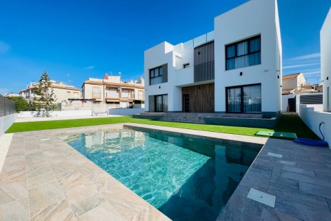 Villa Torrevieja, Alicante, Spānijā 5 istabas, 368 m2 Nr. 143232