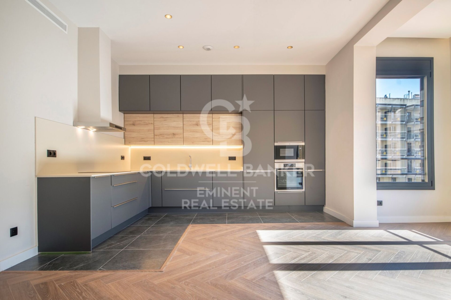 Appartamento a Barcelona, Spagna 4 camere da letto, 150 mq. N° 157240