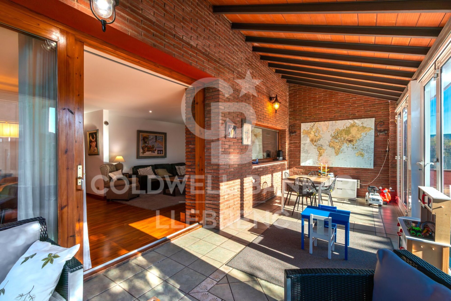Māja Sant Cugat Del Valles, Barcelona, Spānijā 5 istabas, 290 m2 Nr. 157238