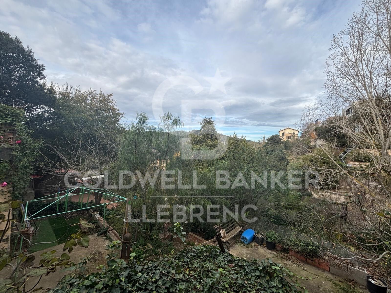 Land plot in Barcelona, Spain 452 sq.m. No. 157243