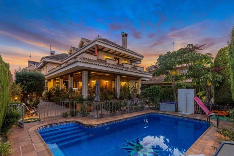 Villa in La Veleta, Alicante, Spanien 7 Schlafzimmer, 800 m2 Nr. 139313