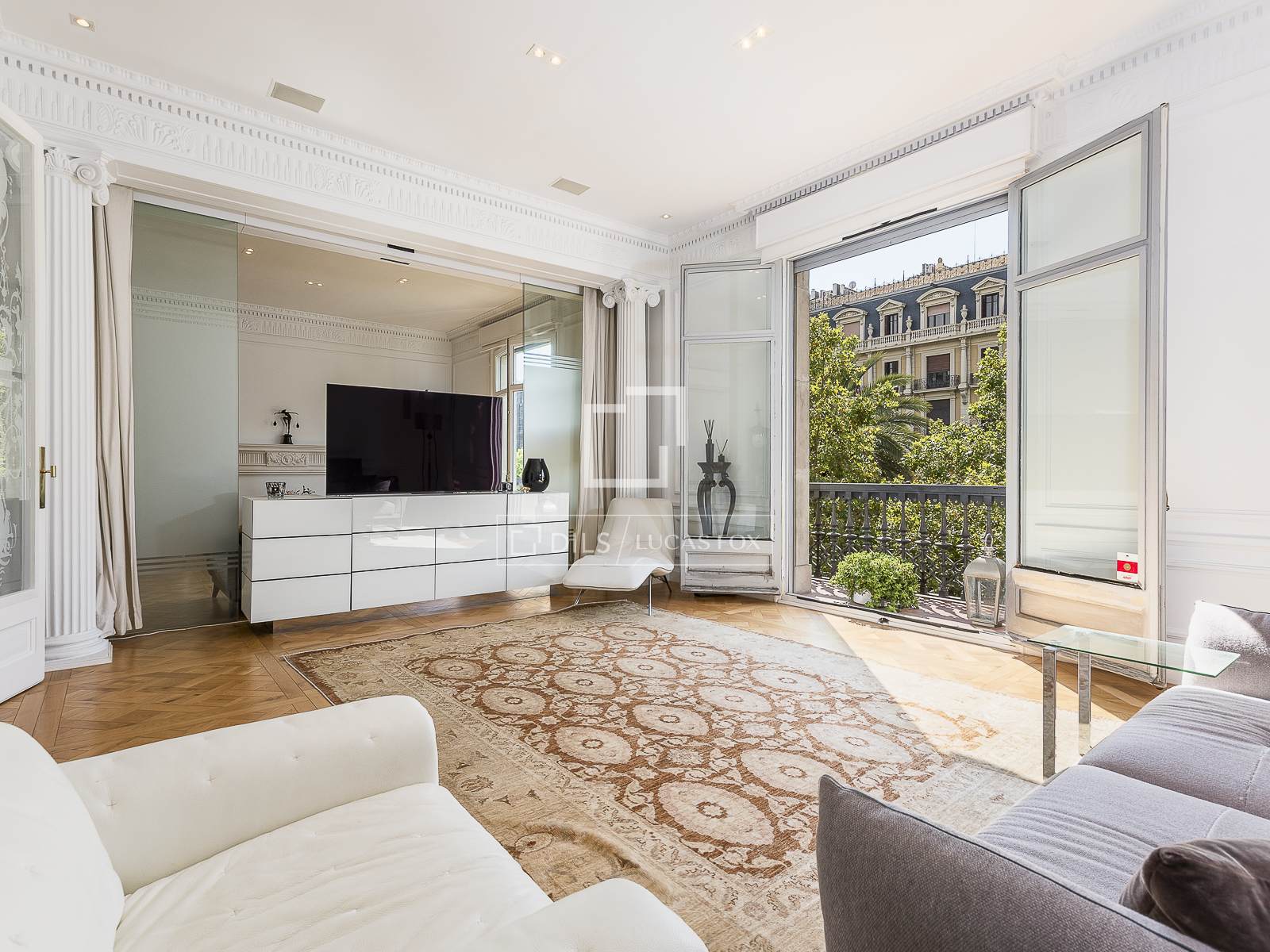 Appartamento a Barcelona, Spagna 5 camere da letto, 302 mq. N° 168930