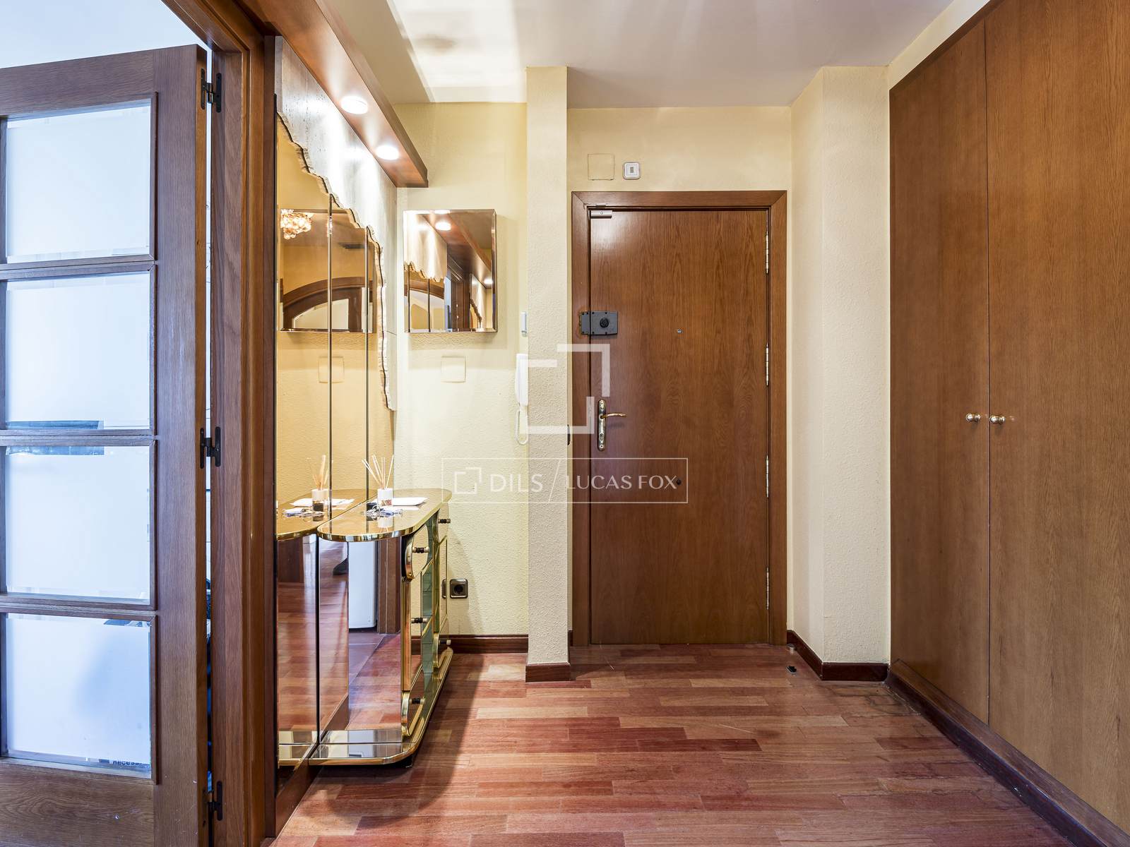 Apartamento en Castelldefels, Barcelona, España 3 dormitorios, 153 m2 No. 168929