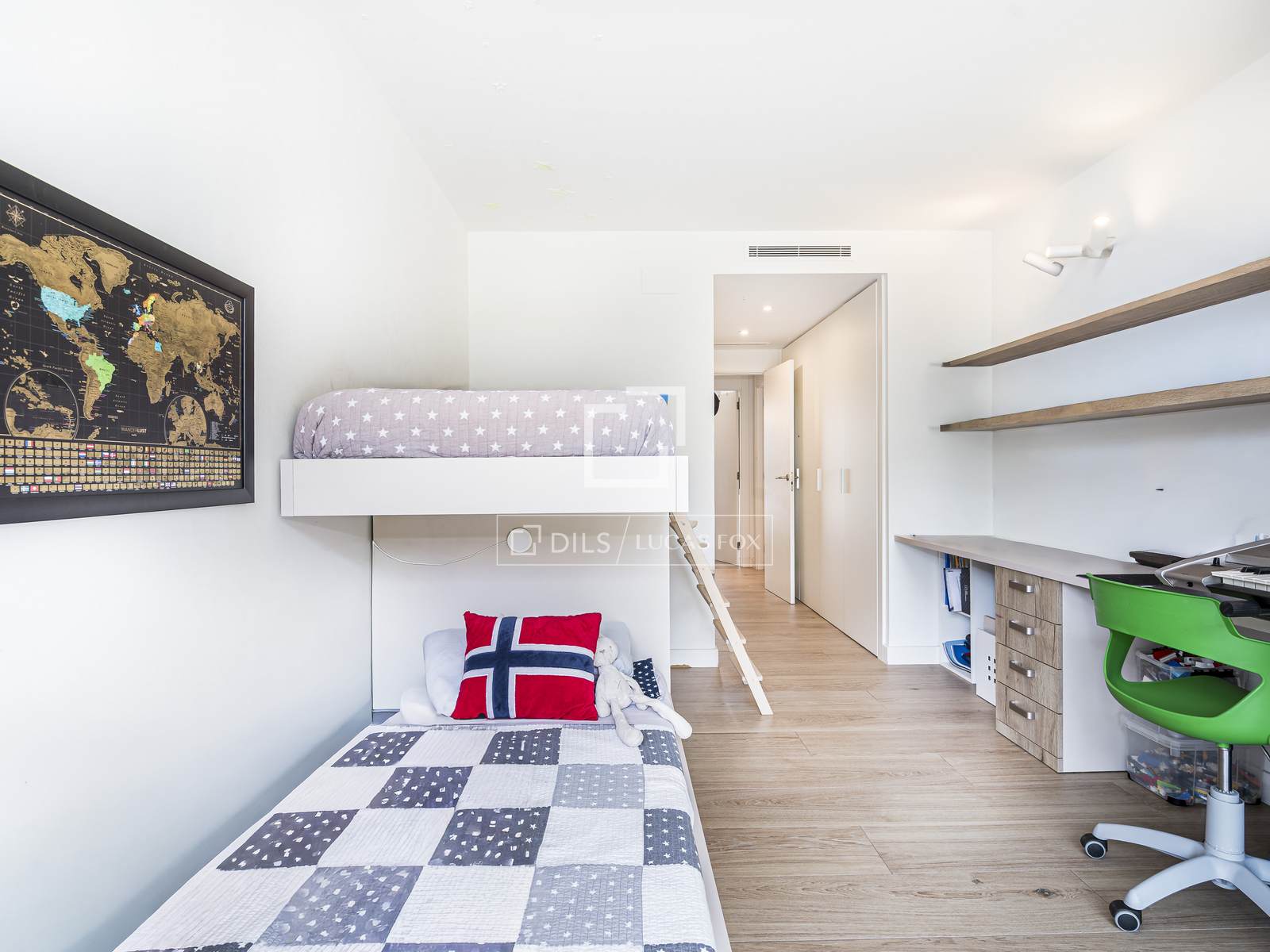 Dzīvoklis Sant Cugat Del Valles, Barcelona, Spānijā 5 istabas, 233 m2 Nr. 168932