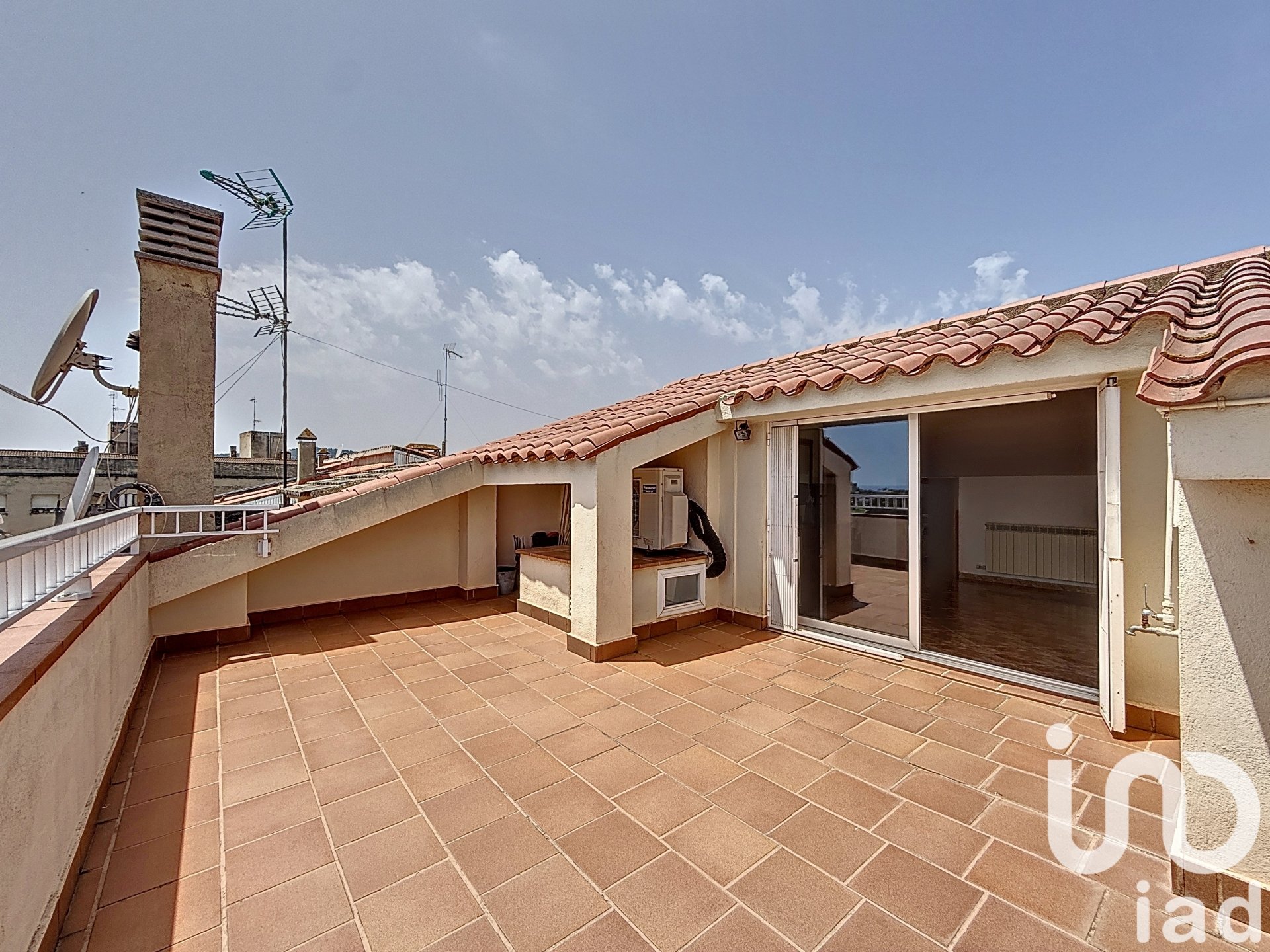 House in Pineda de Mar, Barcelona, Spain 5 bedrooms, 469 sq.m. No. 153378