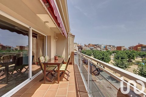 House à Pineda de Mar, Barcelona, Espagne 5 chambres, 469 m2 No. 153378
