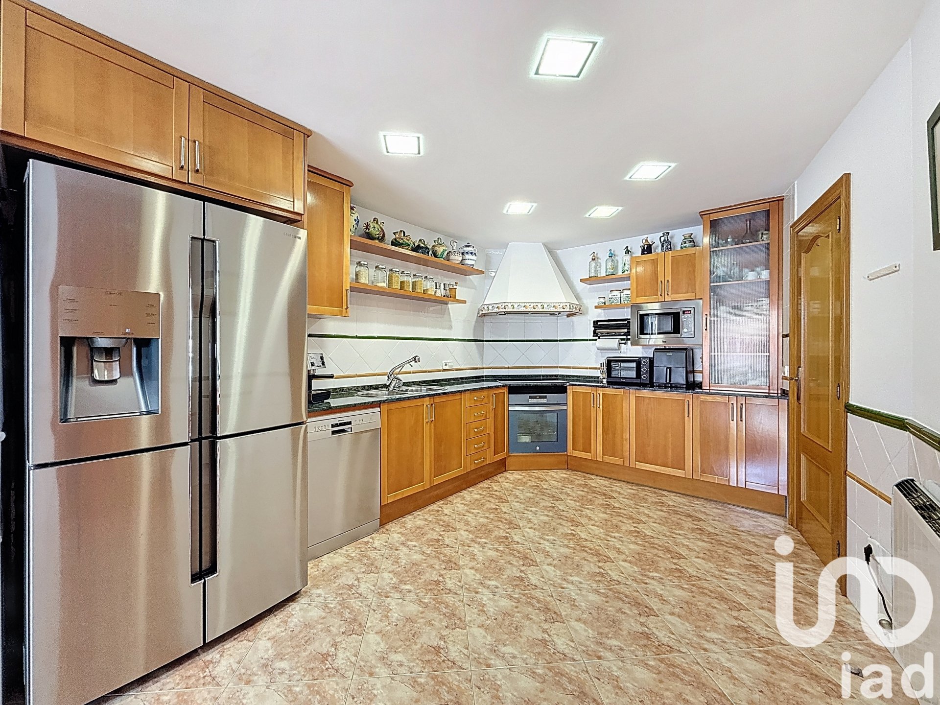 House in Pineda de Mar, Barcelona, Spain 5 bedrooms, 469 sq.m. No. 153378