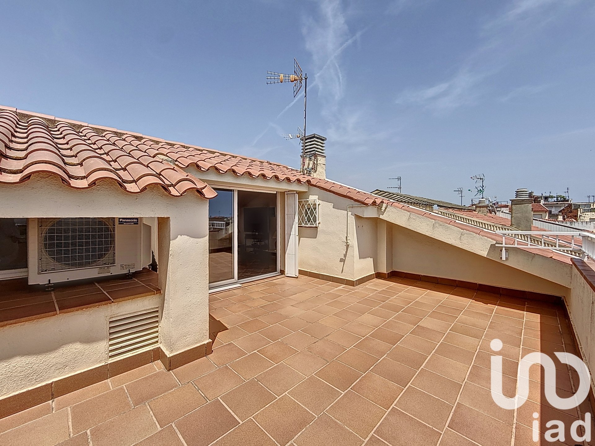 House in Pineda de Mar, Barcelona, Spain 5 bedrooms, 469 sq.m. No. 153378