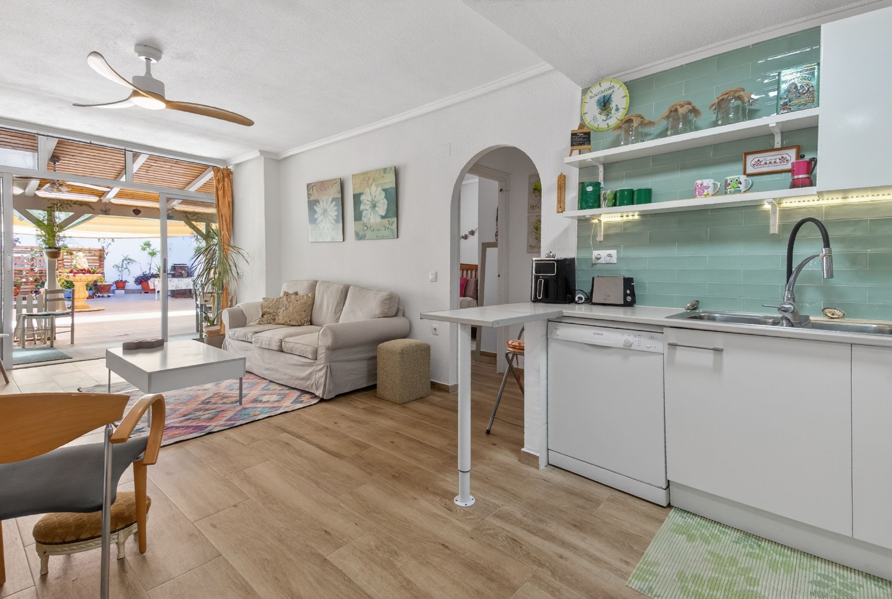 Dzīvoklis Torrevieja, Alicante, Spānijā 2 istabas, 64 m2 Nr. 160877