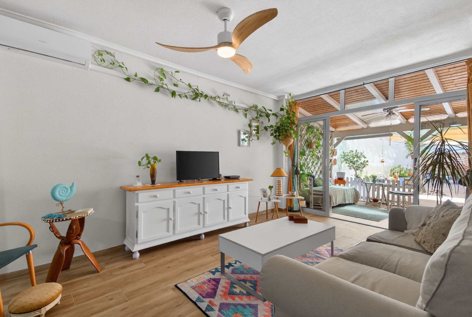 Dzīvoklis Torrevieja, Alicante, Spānijā 2 istabas, 64 m2 Nr. 160877