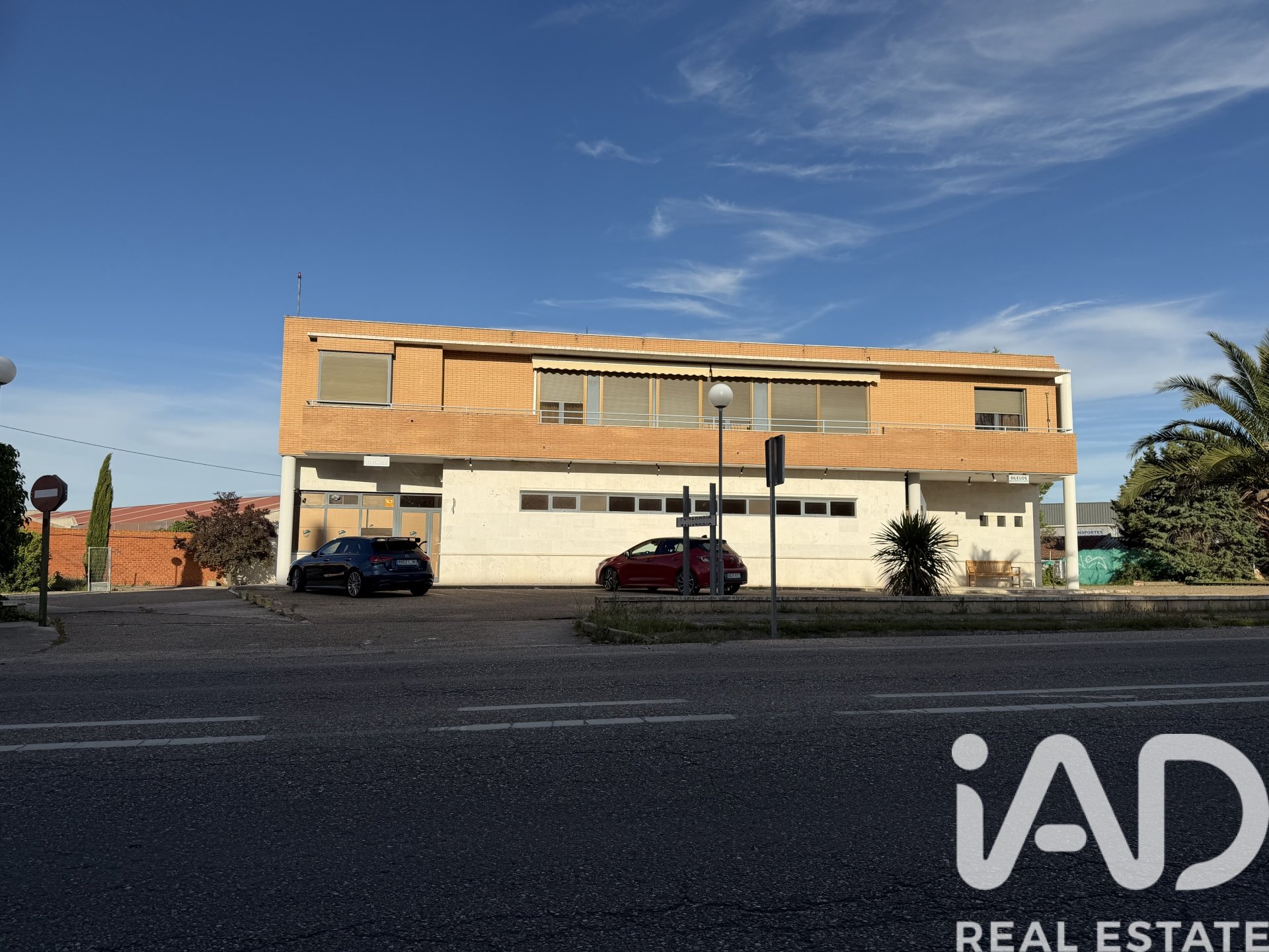 Commercial property in Medina del Campo, Valladolid, Spain 1037 sq.m. No. 172168