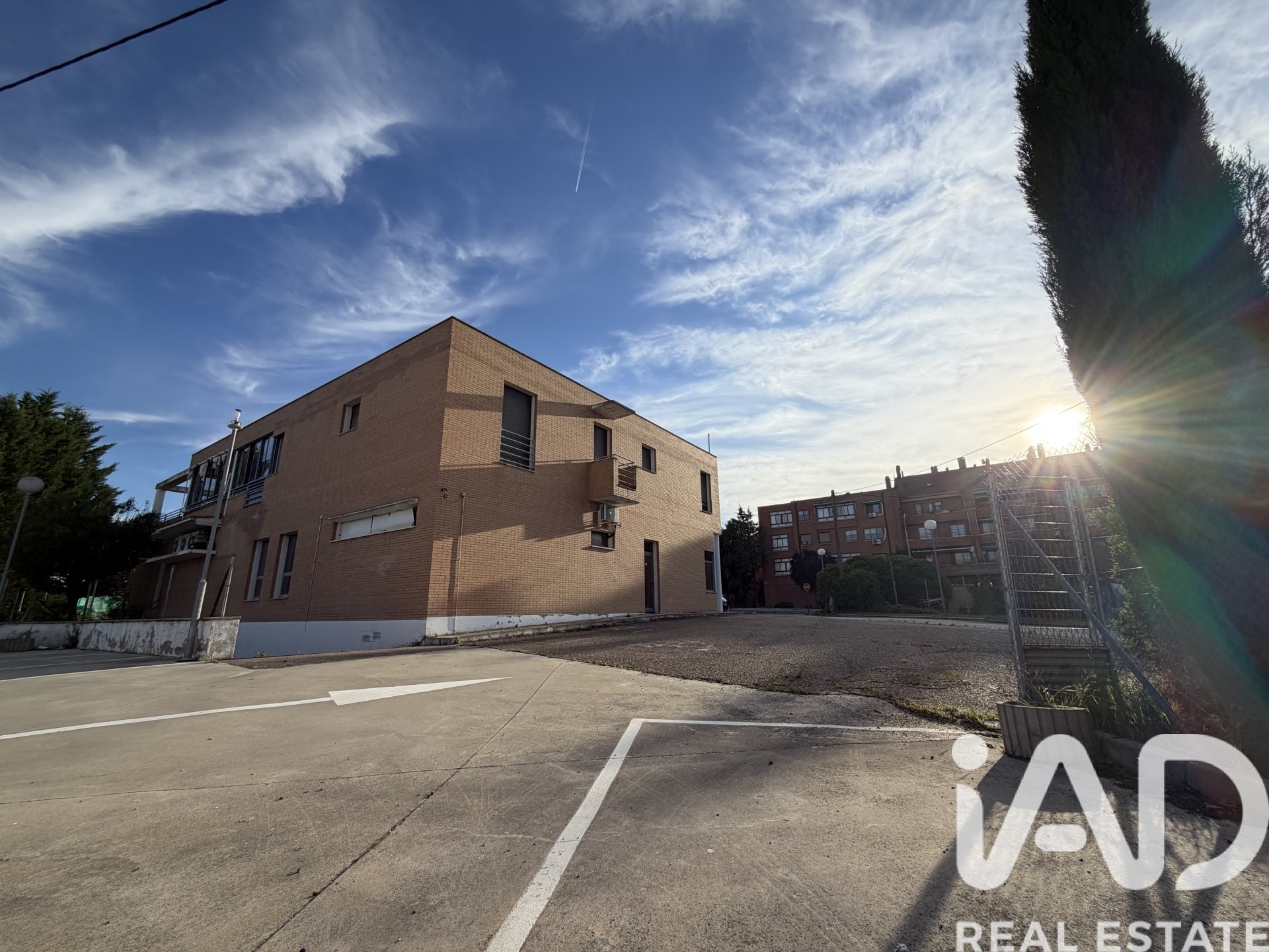 Commercial property in Medina del Campo, Valladolid, Spain 1037 sq.m. No. 172168