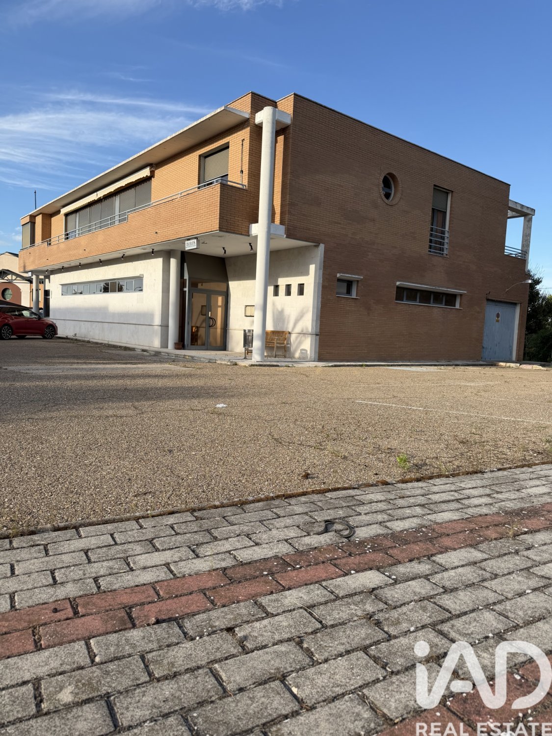Commercial property in Medina del Campo, Valladolid, Spain 1037 sq.m. No. 172168