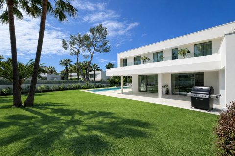 Villa à Santa Ponsa, Mallorca, Espagne 4 chambres, 520 m2 No. 180919