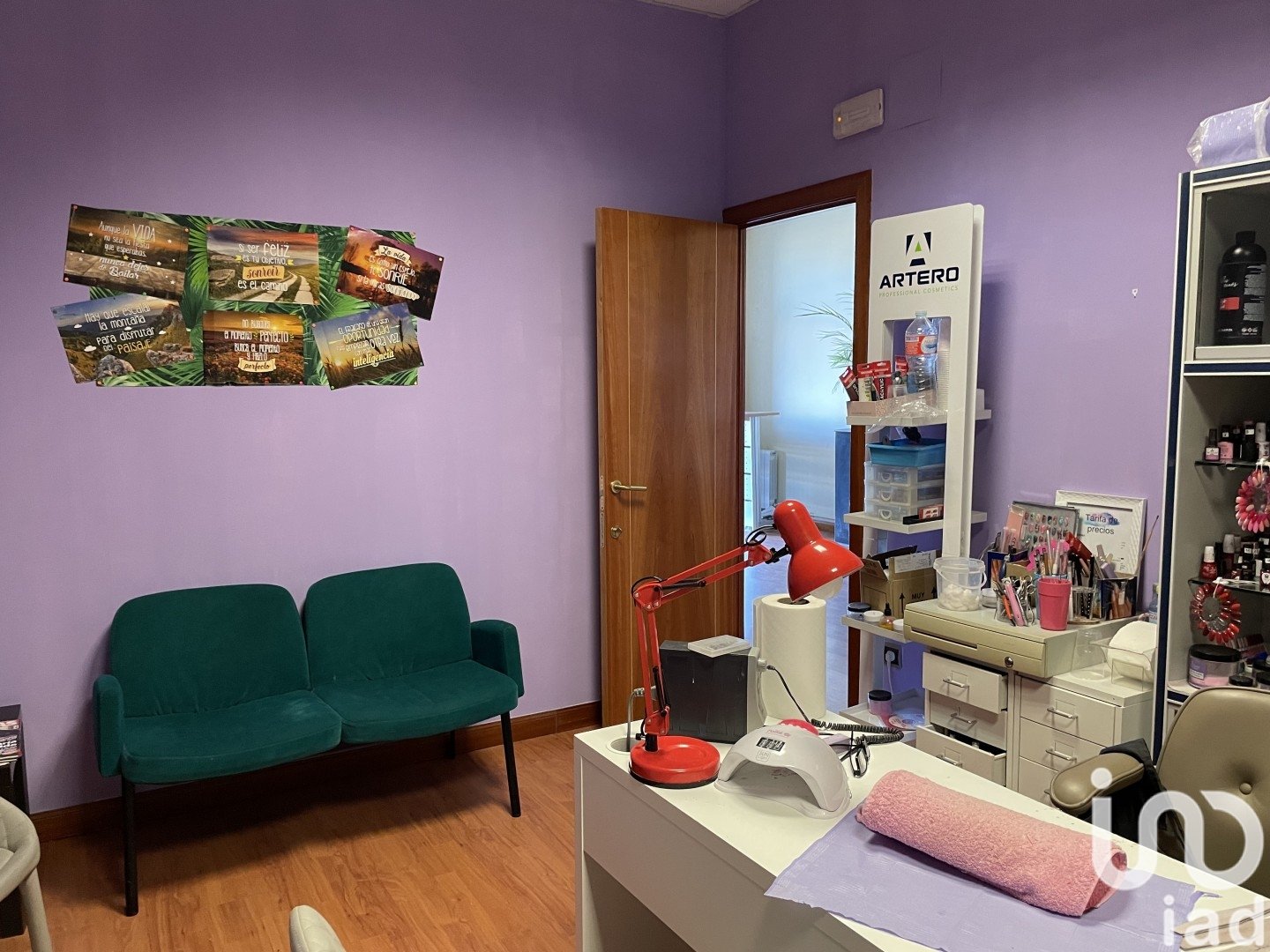 Commercial property in Leon, Spain 3 bedrooms, 86 sq.m. No. 185946