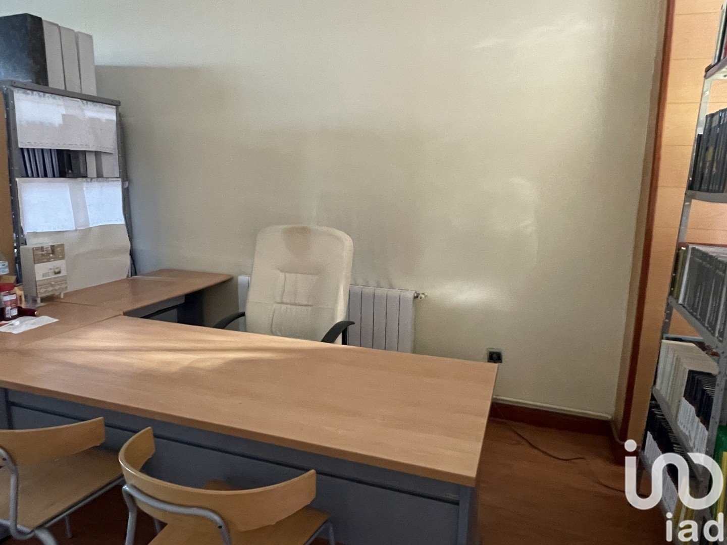 Commercial property in Leon, Spain 3 bedrooms, 86 sq.m. No. 185946