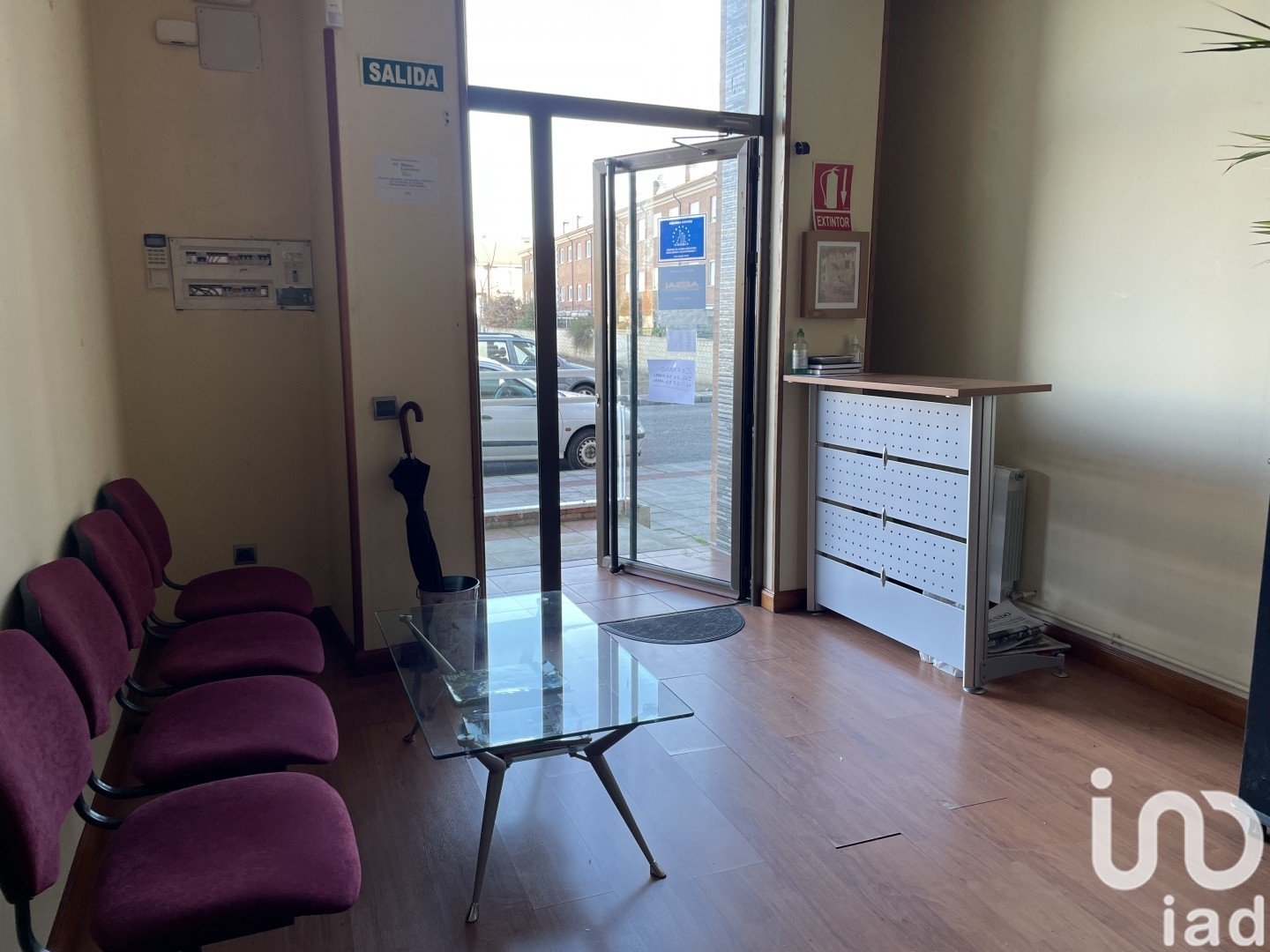 Commercial property in Leon, Spain 3 bedrooms, 86 sq.m. No. 185946