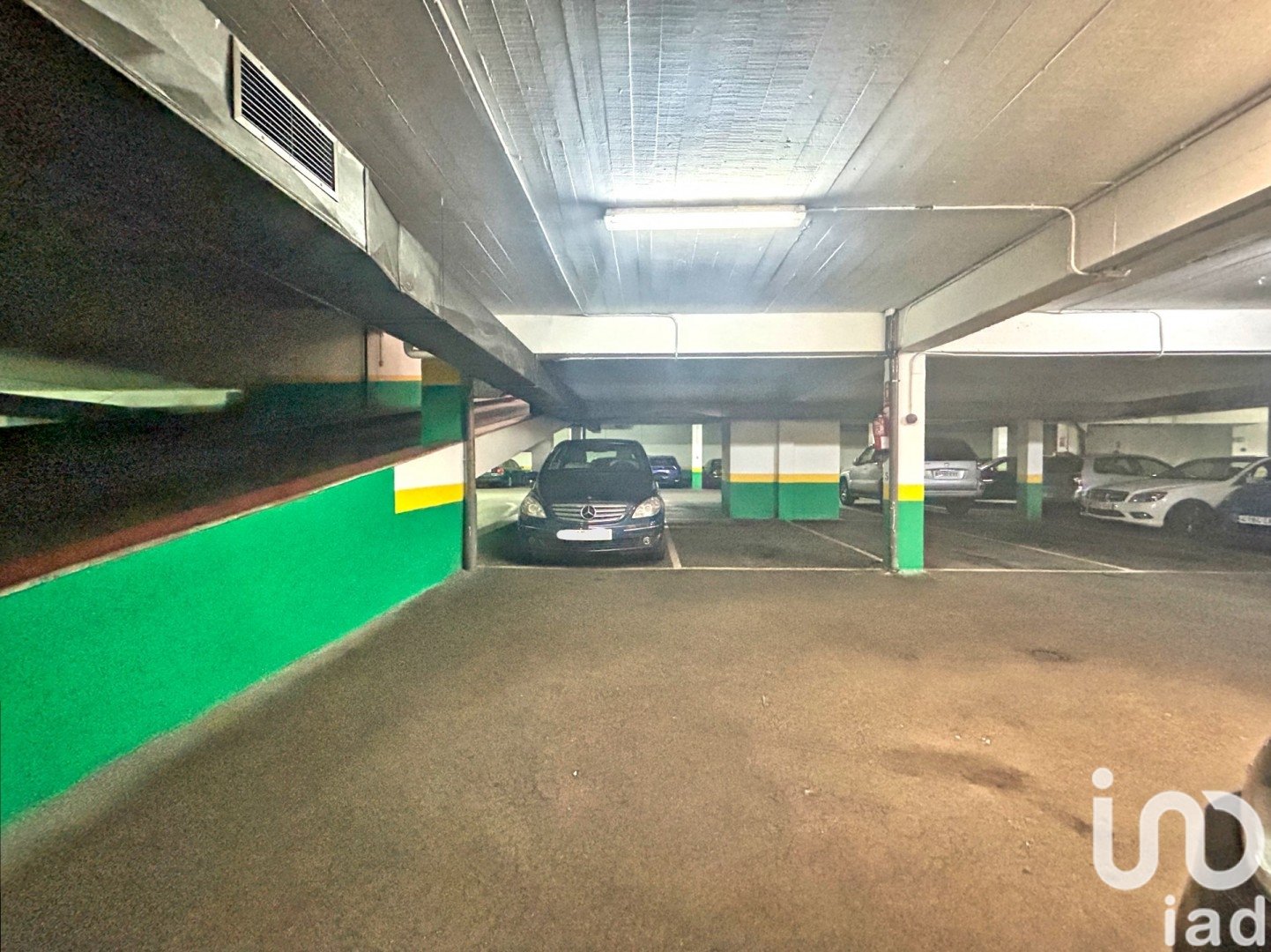 Parking in Madrid, Spanien 13 m2 Nr. 185945