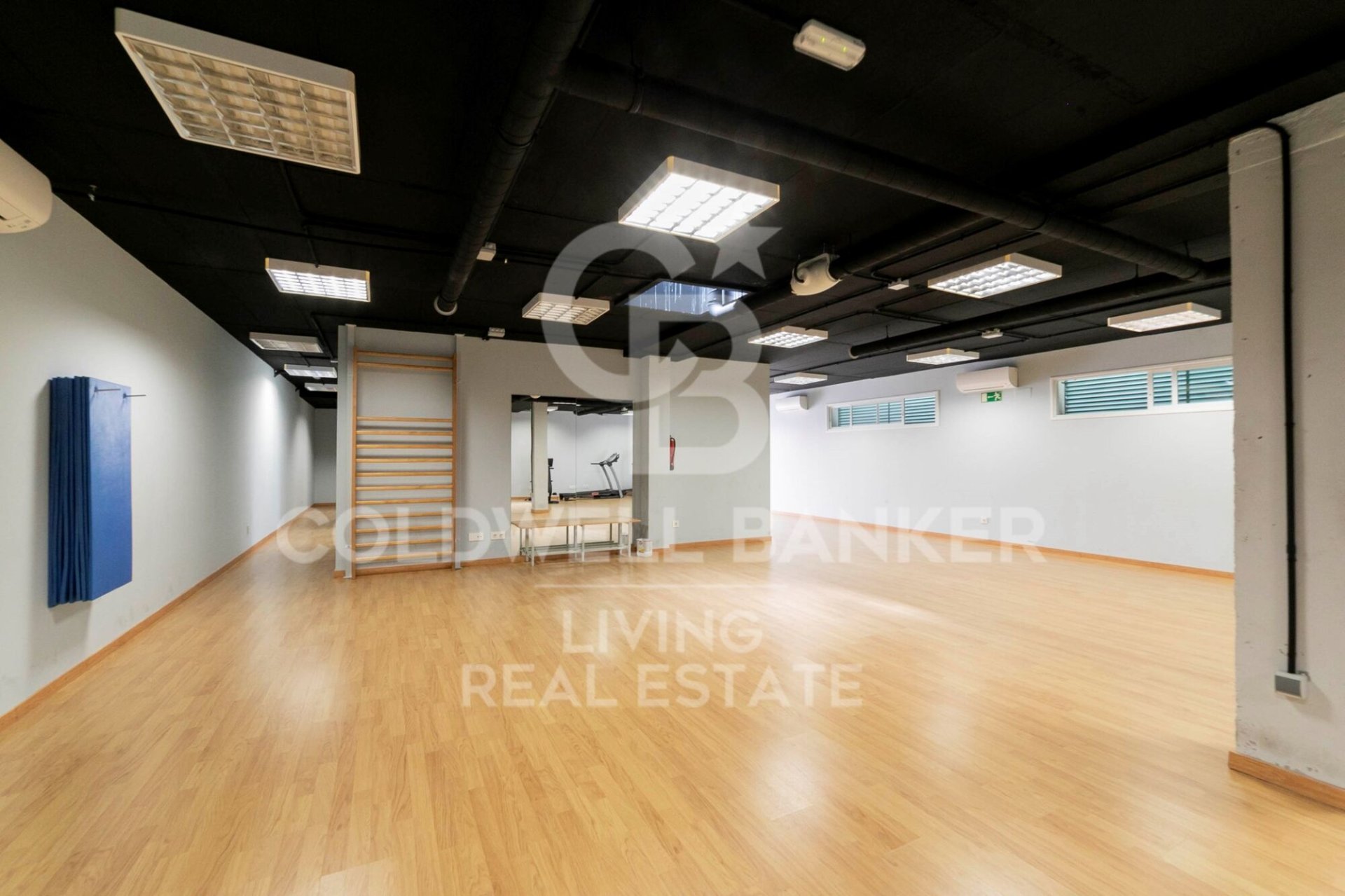 Kolmio Boadilla del Monte, Madrid, Espanja 6 makuuhuonetta, 328 m2 No. 157684