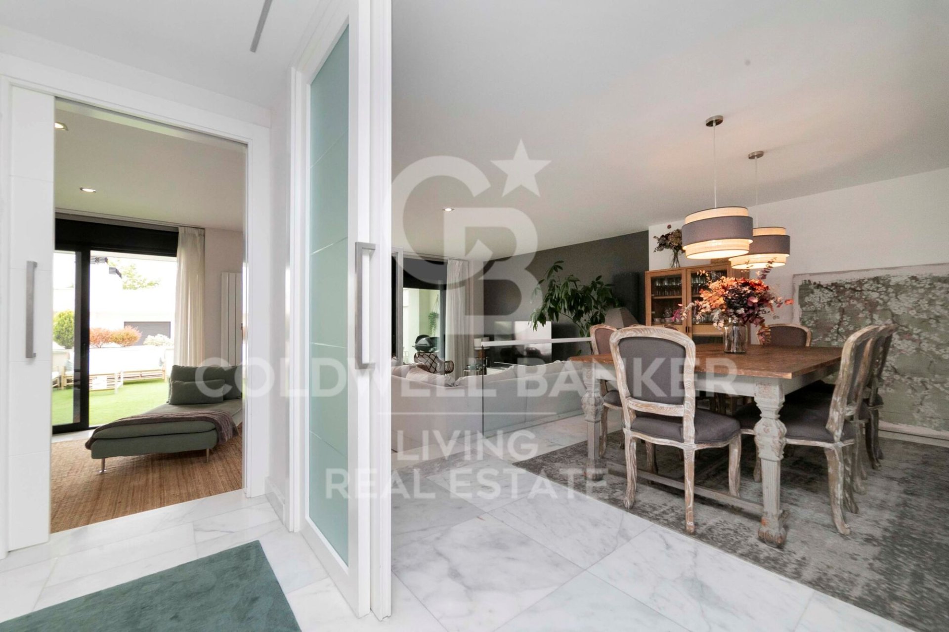 Kolmio Boadilla del Monte, Madrid, Espanja 6 makuuhuonetta, 328 m2 No. 157684