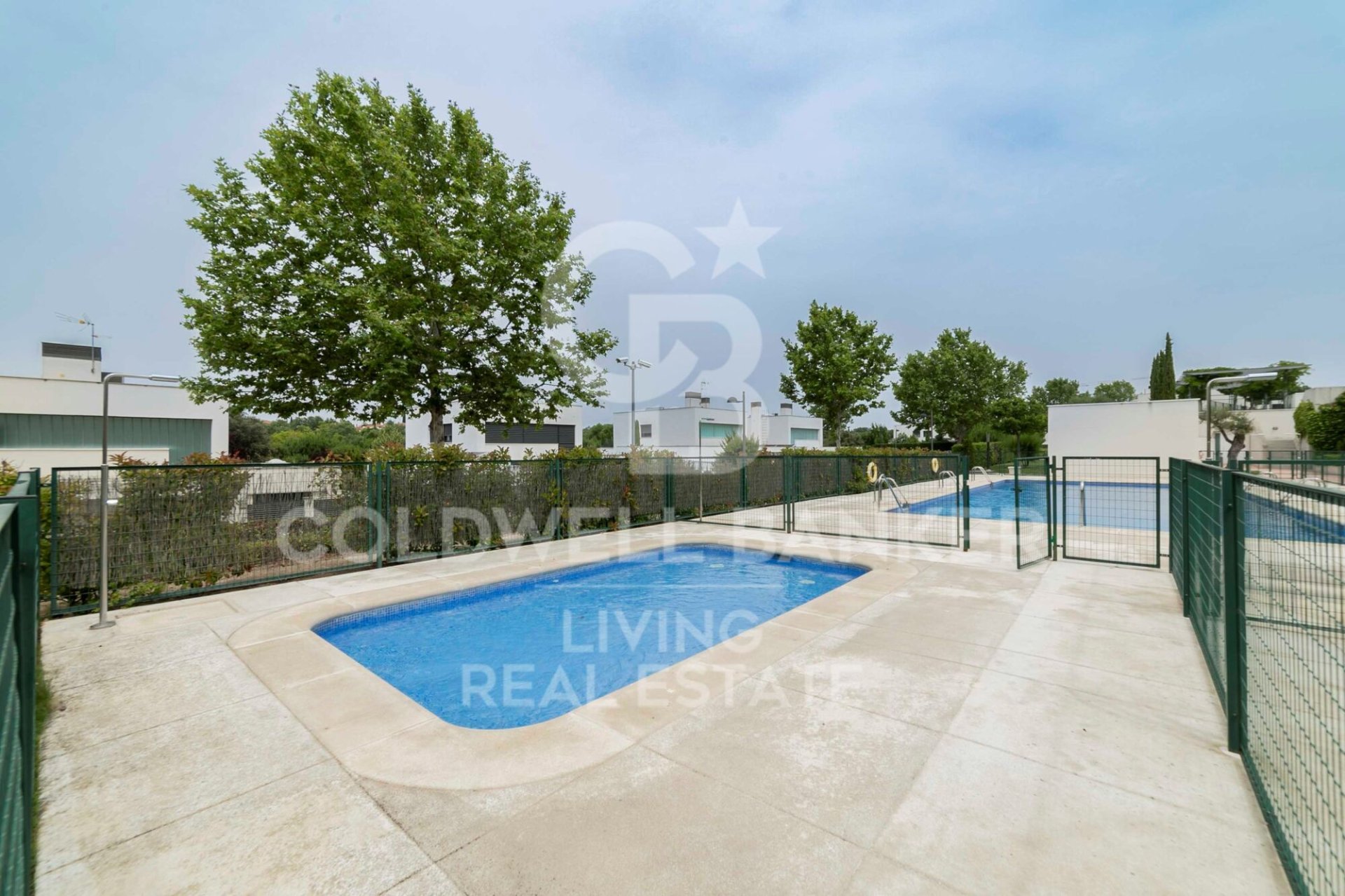 Kolmio Boadilla del Monte, Madrid, Espanja 6 makuuhuonetta, 328 m2 No. 157684